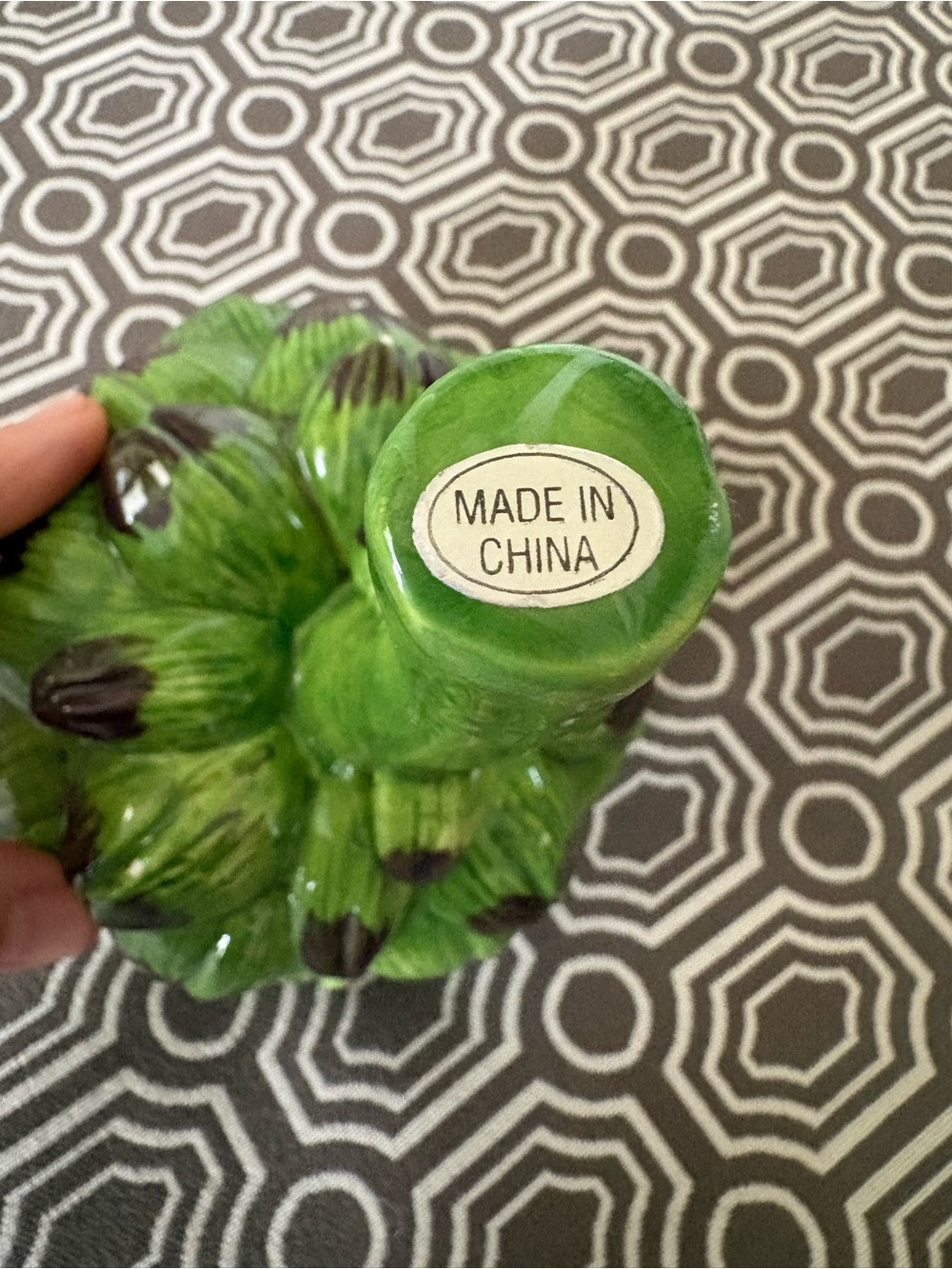 Hand-Painted Ceramic Artichoke Sculpture - Green - Picture 3 of 16